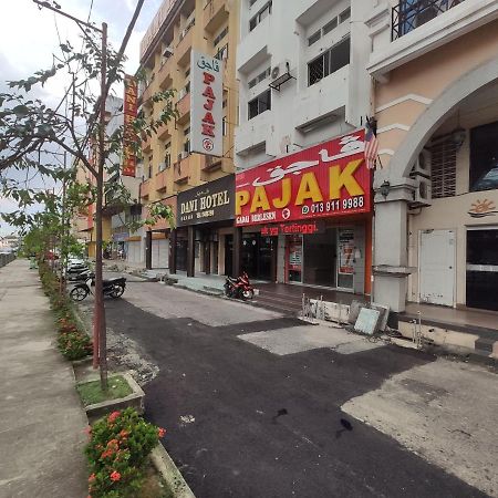 Dani Hotel SDN BHD Kota Bharu Bagian luar foto
