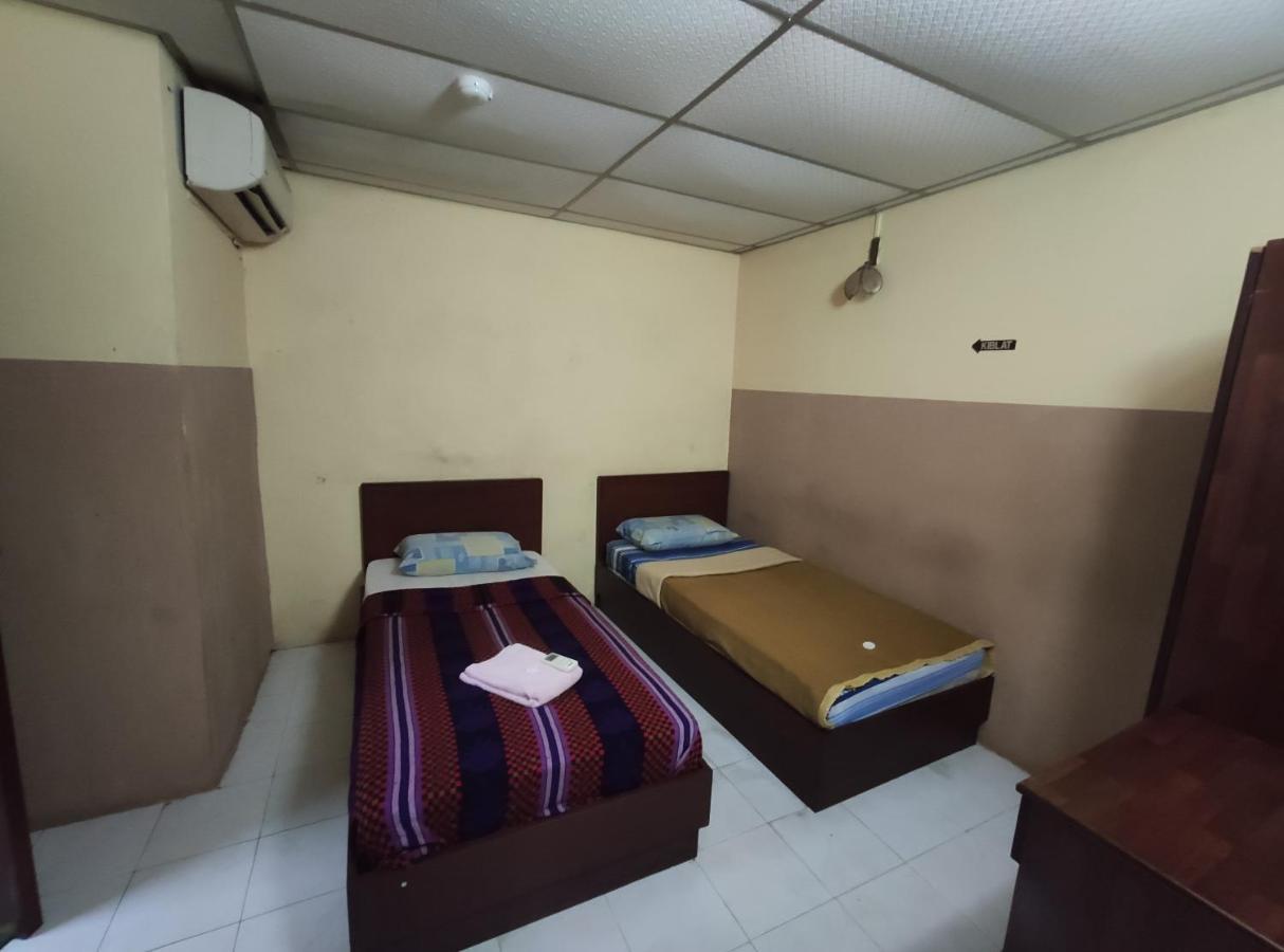 Dani Hotel SDN BHD Kota Bharu Bagian luar foto